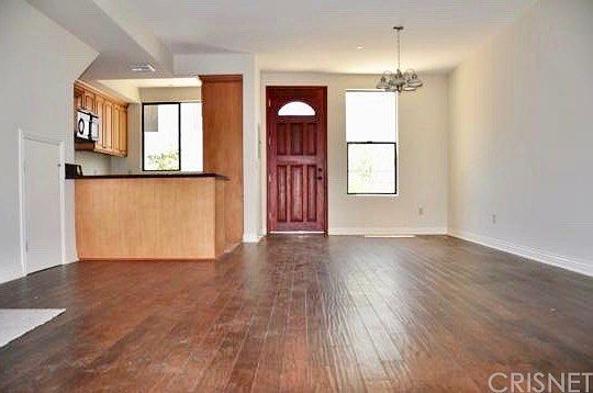 2nd image of 1159 Melrose Ave APT 105