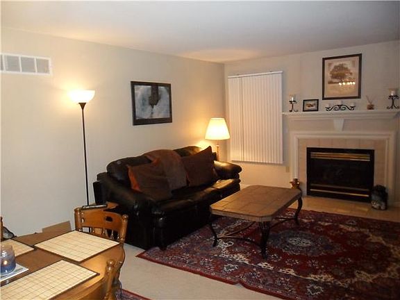 2nd image of 170 Valerie Ln