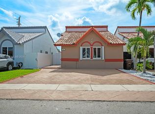 7581 W 29th Way, Hialeah, FL 33018