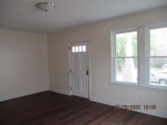 4th image of 229 Rocklawn Ave
