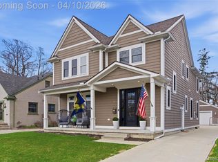 911 Wyandotte Ave, Royal Oak, MI
