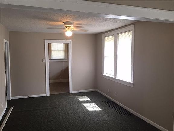 3rd image of 4347 Monroe Ave