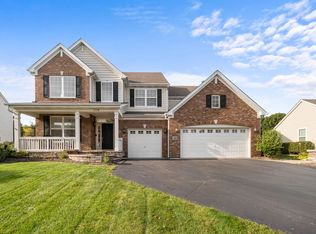 308 Comstock Dr, Elgin, IL 60124