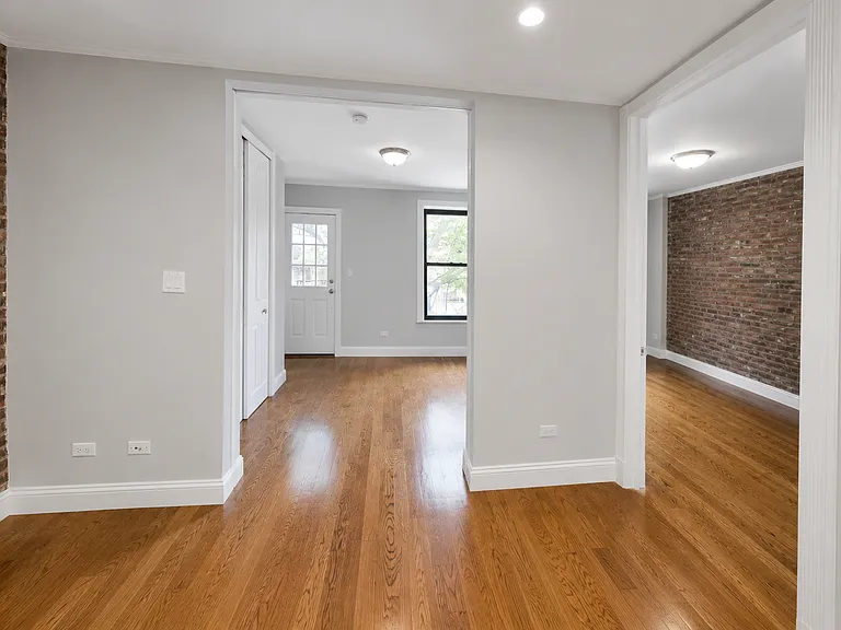 436 W 52nd St #8D — Photo 3