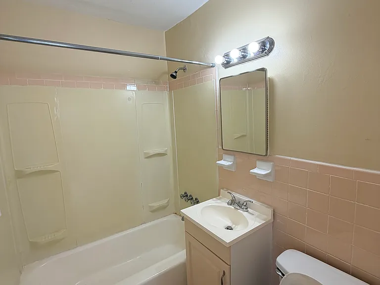 158 Fountain St #1B1 — Photo 7