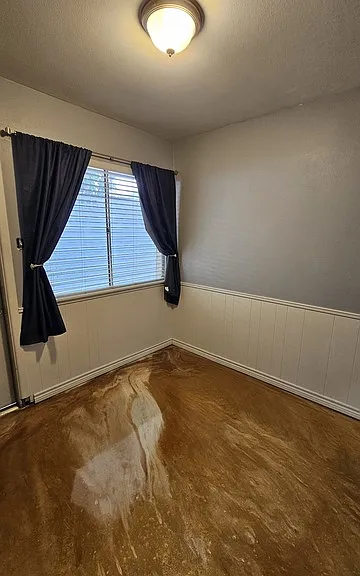 820 Durr Rd — Photo 16