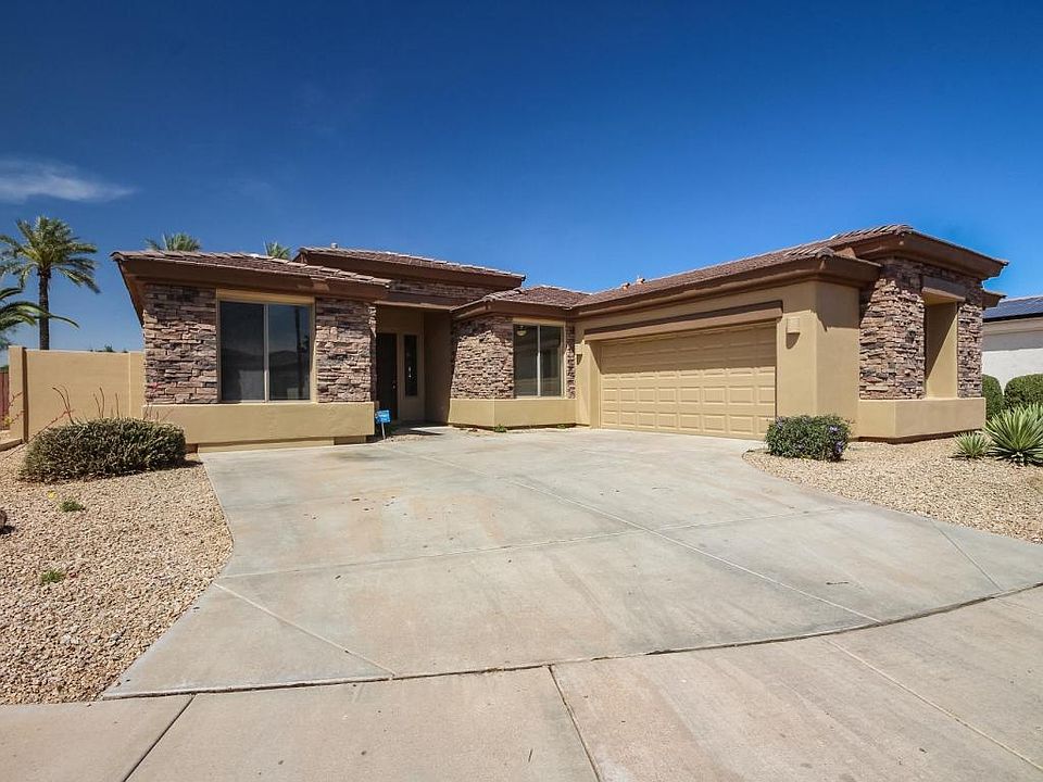 1st image of 14488 W Cora Ln