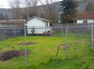 1043 Hill St, Myrtle Creek, OR 97457