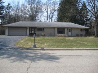3532 Old Colony Rd, Kalamazoo, MI 49008