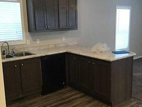 2nd image of 444 Bellewood St SE #103