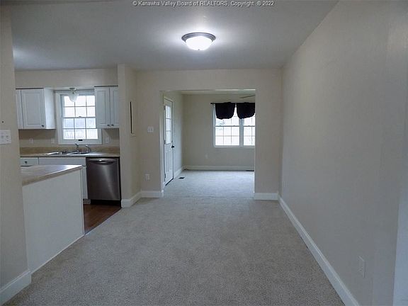 5th image of 87 Coralburst Ln