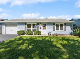 200 W Jeffery Ave, Wheeling, IL 60090