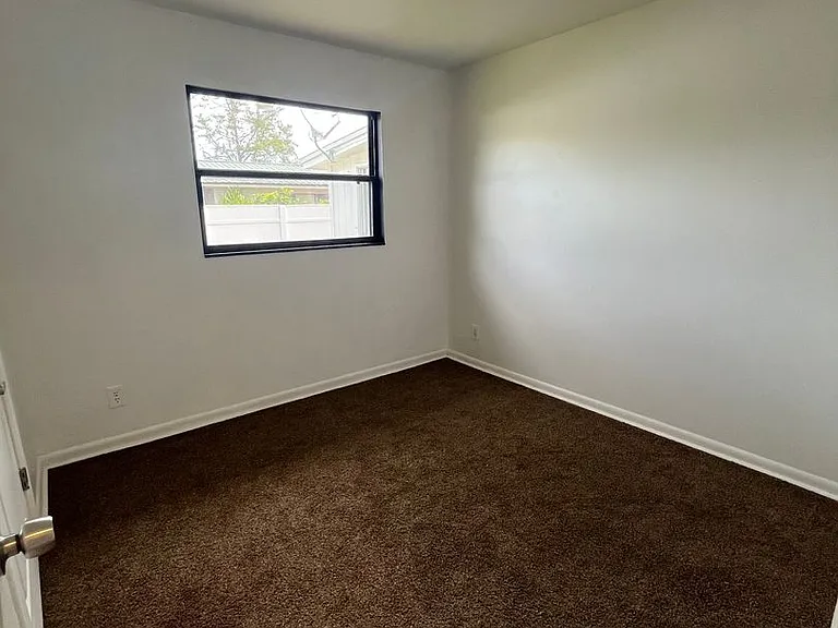 1116 Palisades Dr — Photo 14