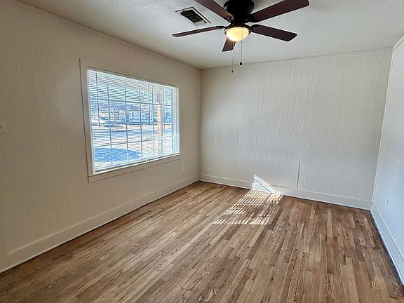 2nd image of 2610 36th St