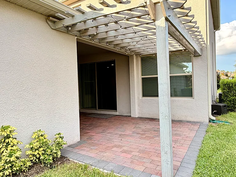 10300 Merrymeeting Bay Dr — Photo 7