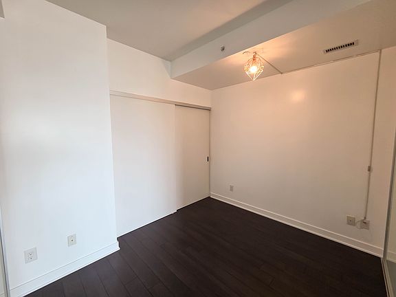 bedroom with closet