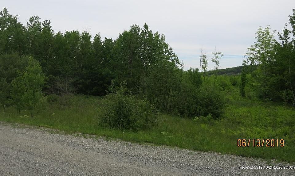 2nd image of 8 Overlook Dr