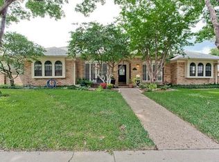 9519 Viewside Dr, Dallas, TX 75231