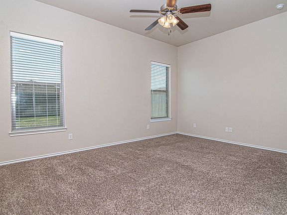 5th image of 6715 Yellow Rose Ct