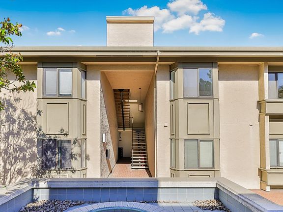 3rd image of 3705 Terstena Pl APT 202