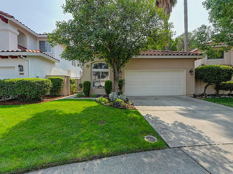 5537 Cabrillo Way — Photo 23