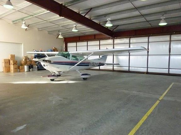 Hangar