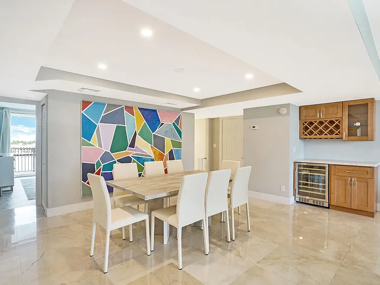 77 S Birch Rd #5A — Photo 16