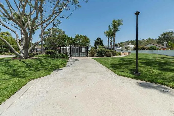 6848 Xana Way — Photo 25