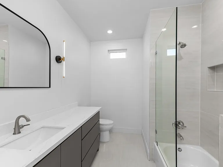 2314 Barbee St — Photo 15