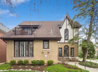 203 S Lawndale Ave, Elmhurst, IL