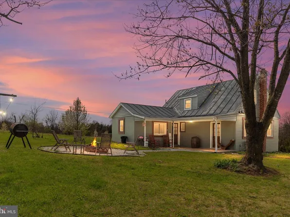 8735 Smith Creek Rd, New Market, VA 22844