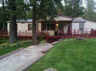 4560 Woodland Shores Dr, Loon Lake, WA 99148