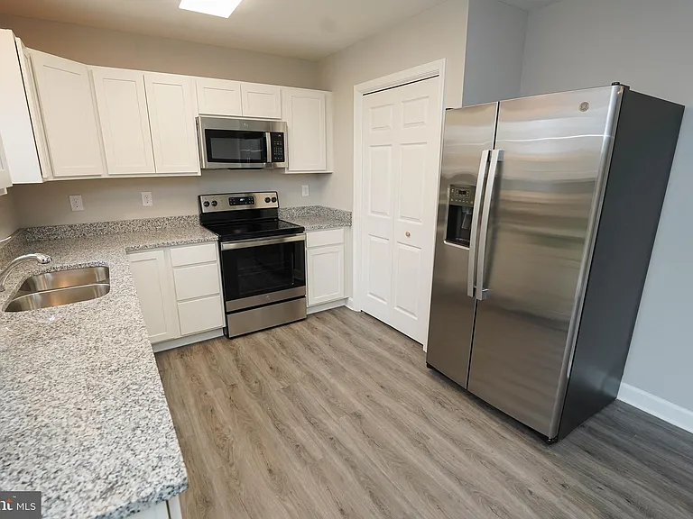 30746 Hampden Ave #A — Photo 23