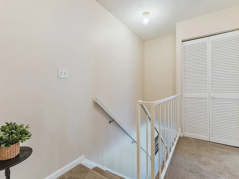 5840 Vancouver Cir #2 — Photo 33