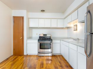 3505 S Ellen St #1, Saint Francis, WI 53235