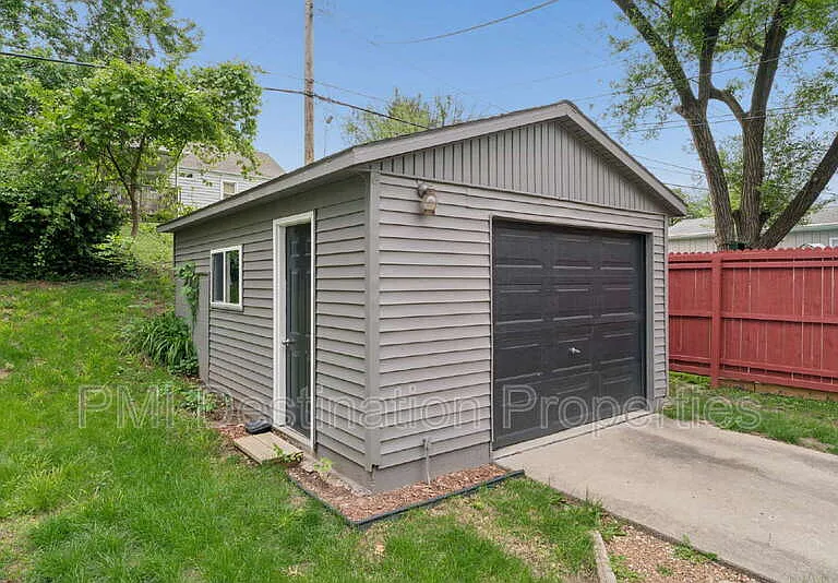 5431 N Indiana Ave — Photo 29