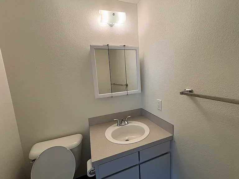 3105 W Cherry Ln #4 — Photo 9