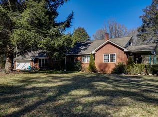 29 T&e Ln, Franklin, NC 28734