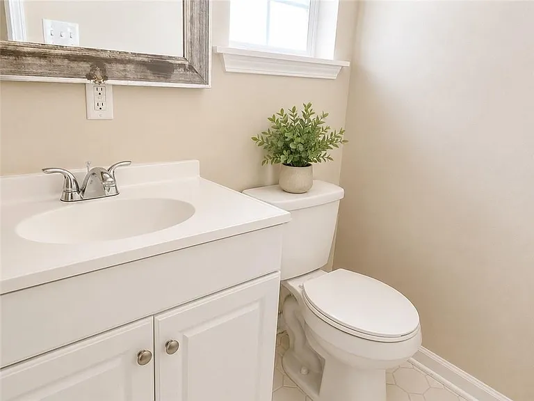 7533 Ligustrum Dr — Photo 8