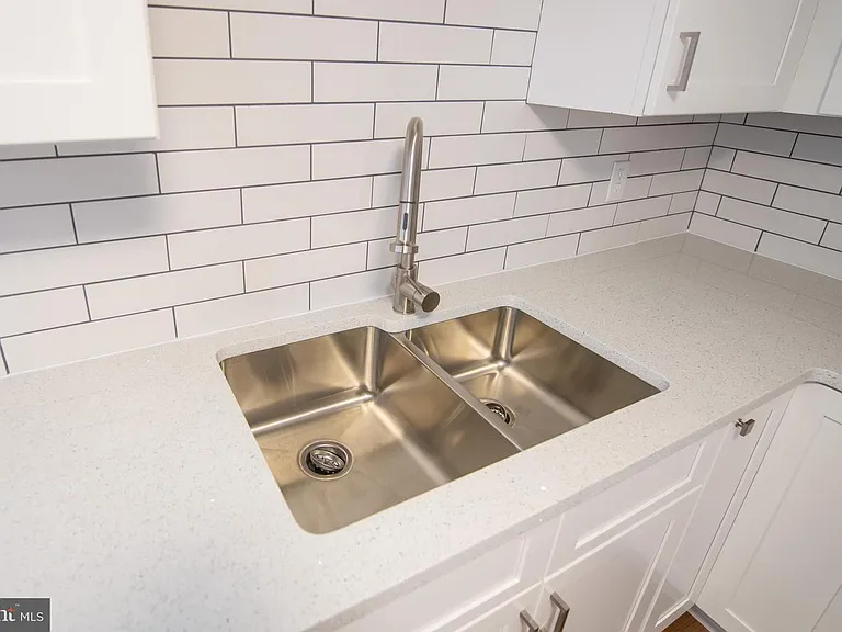 2147 Old Lincoln Hwy #2151 — Photo 6