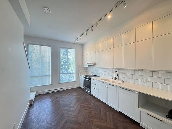 2nd image of 15828 27th Ave