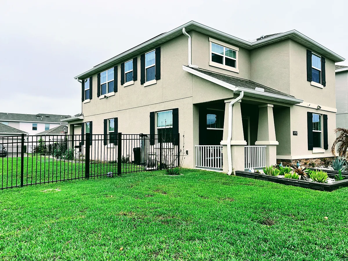 Building Photo - 11498 Rhyme Ave