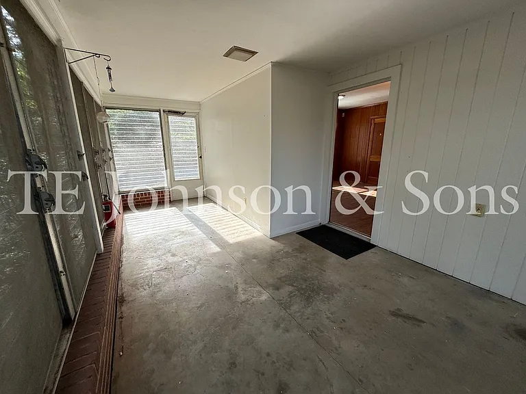 5535 Robinhood Rd — Photo 39