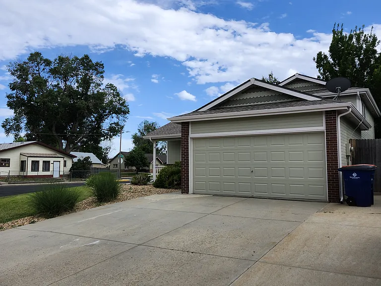 160 Emilio Ct — Photo 2