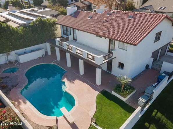 1302 E STEAMBOAT BEND Drive, Tempe, AZ 85283