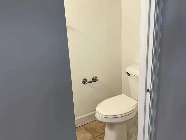 1468 Bridgestone Dr — Photo 8