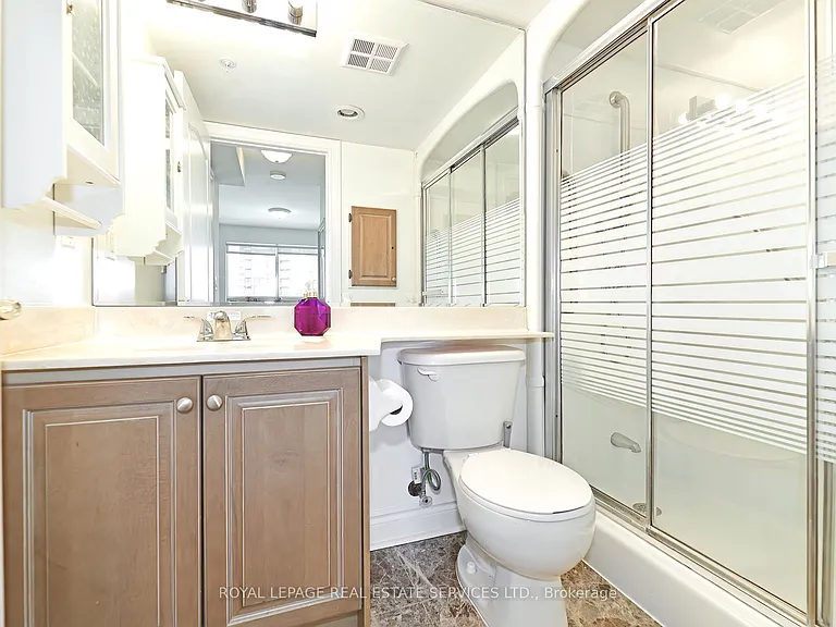 350 Princess Royal Dr #1705 — Photo 16