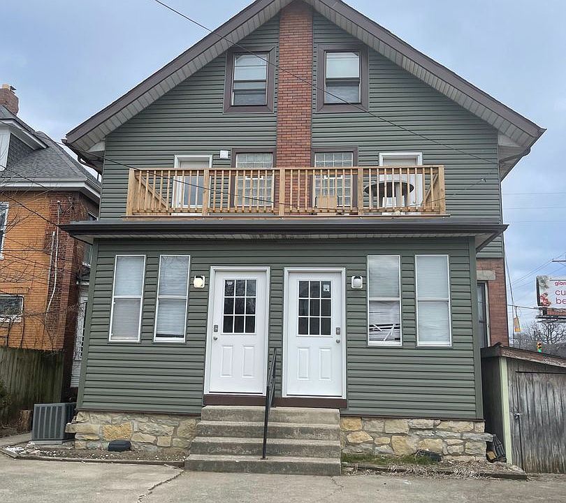 2nd image of 2533 Summit St