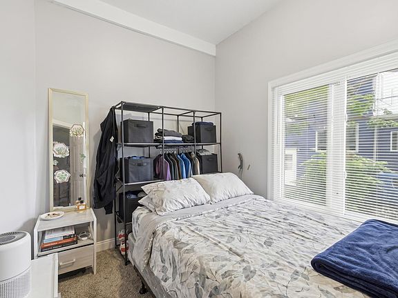 5th image of 2314 Portland Ave