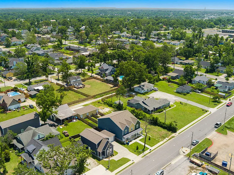 Neighborhood
